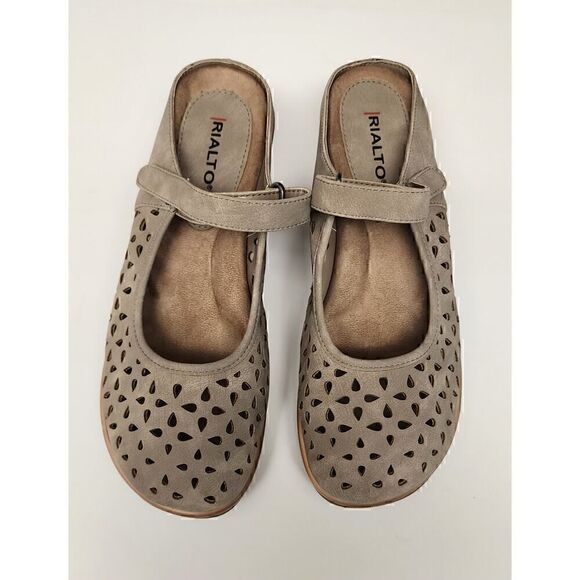 Realtor Women's Rialto Vienna Mary Jane Clog Sandals Color Taupe Size 9.5M - Picture 2 of 8